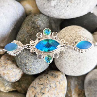 Frosted and Faceted Caribbean Quartz Bracelet with Moonstone