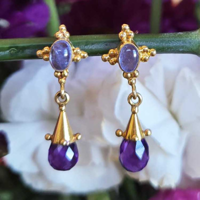 18K GOLD Tanzanite and Amethsyt Post Earrings
